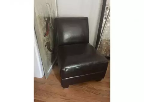 Modern leather chair